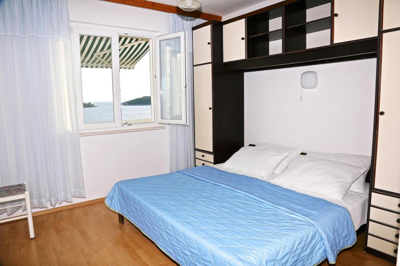 Apartments By The Sea Prizba, Korcula - 9255 Εξωτερικό φωτογραφία