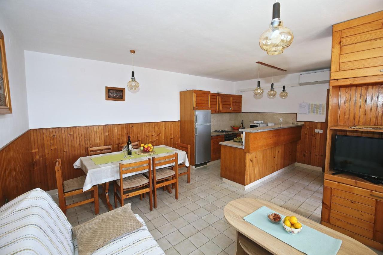 Apartments By The Sea Prizba, Korcula - 9255 Εξωτερικό φωτογραφία