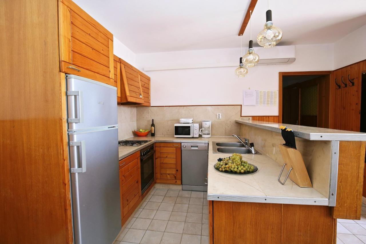Apartments By The Sea Prizba, Korcula - 9255 Εξωτερικό φωτογραφία